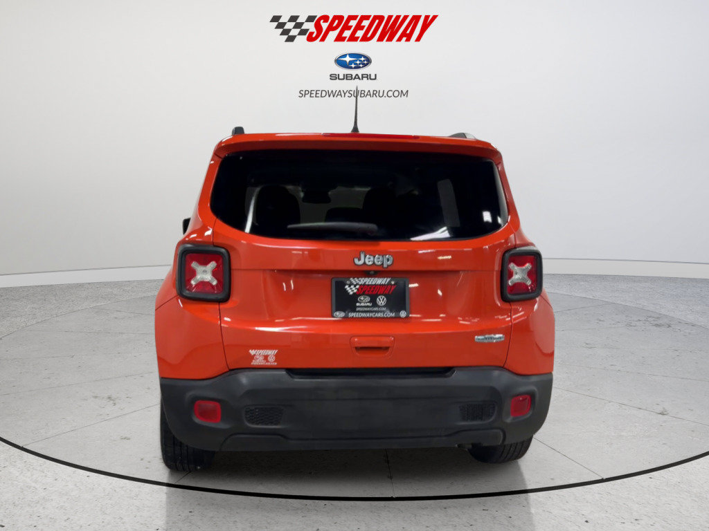 Used 2020 Jeep Renegade Latitude w/ Cold Weather Group FWD image 7