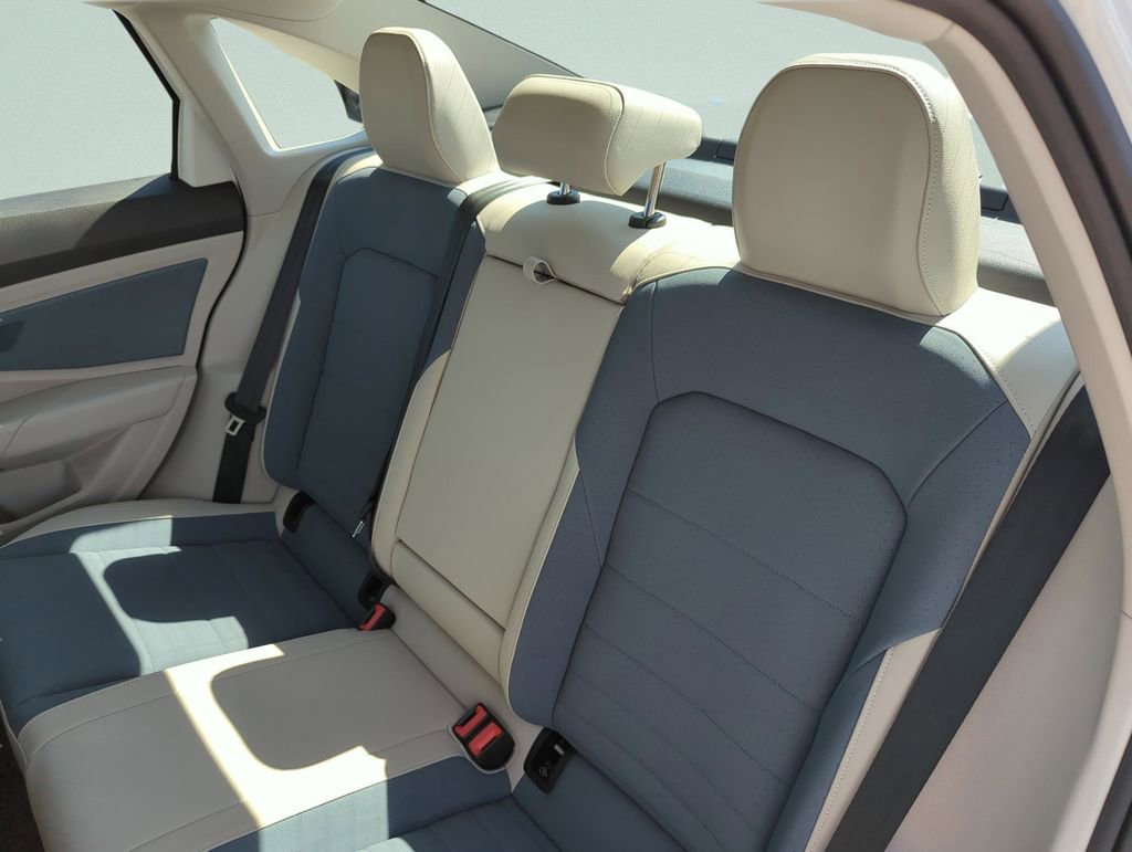 New 2026 Volkswagen Jetta SE image 25