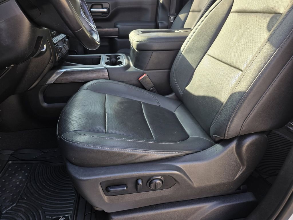 Used 2021 Chevrolet Silverado 3500 LTZ w/ LTZ Premium Package image 38