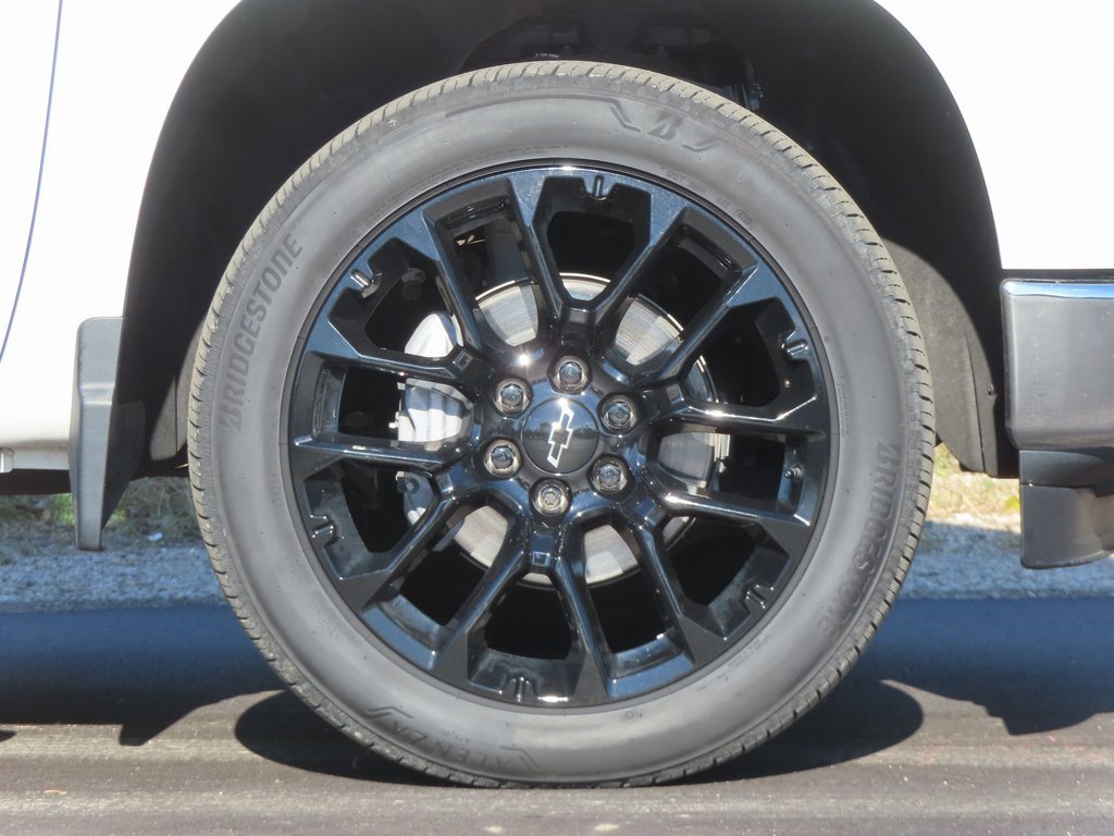 Used 2023 Chevrolet Silverado 1500 LTZ w/ LTZ Convenience Package II image 17