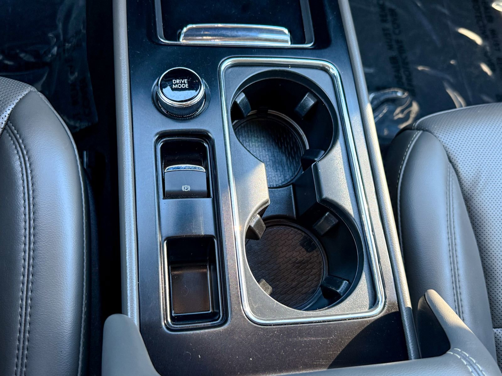 Used 2023 Lincoln Corsair AWD w/ Equipment Group 101A image 29