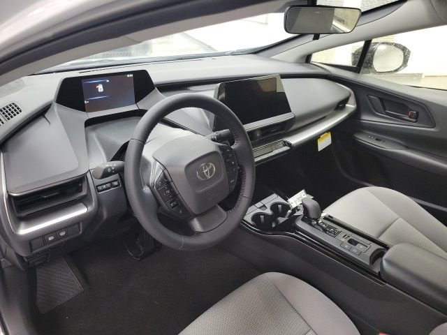 New 2026 Toyota Prius LE FWD image 18