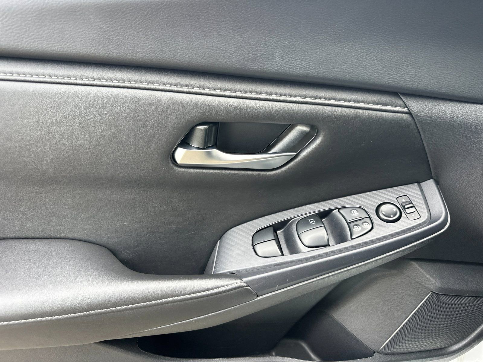 Used 2024 Nissan Sentra SV image 10