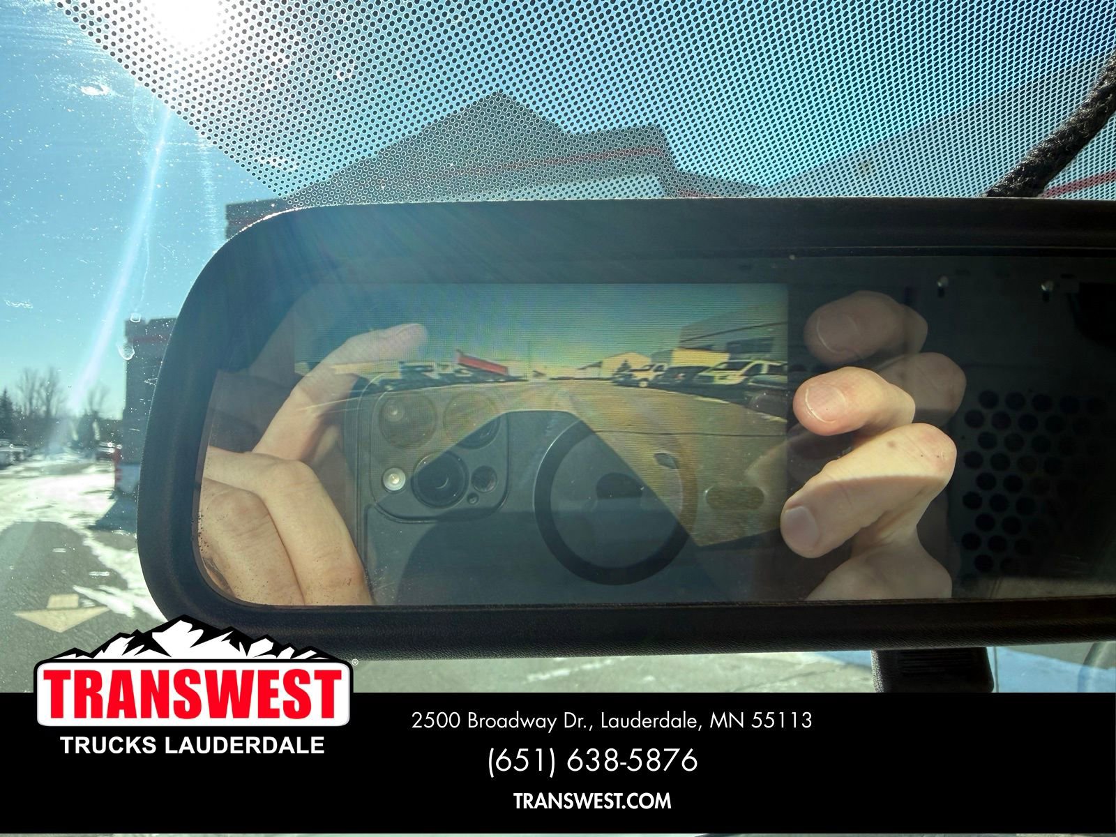 Used 2017 Chevrolet Express 3500 RWD image 8