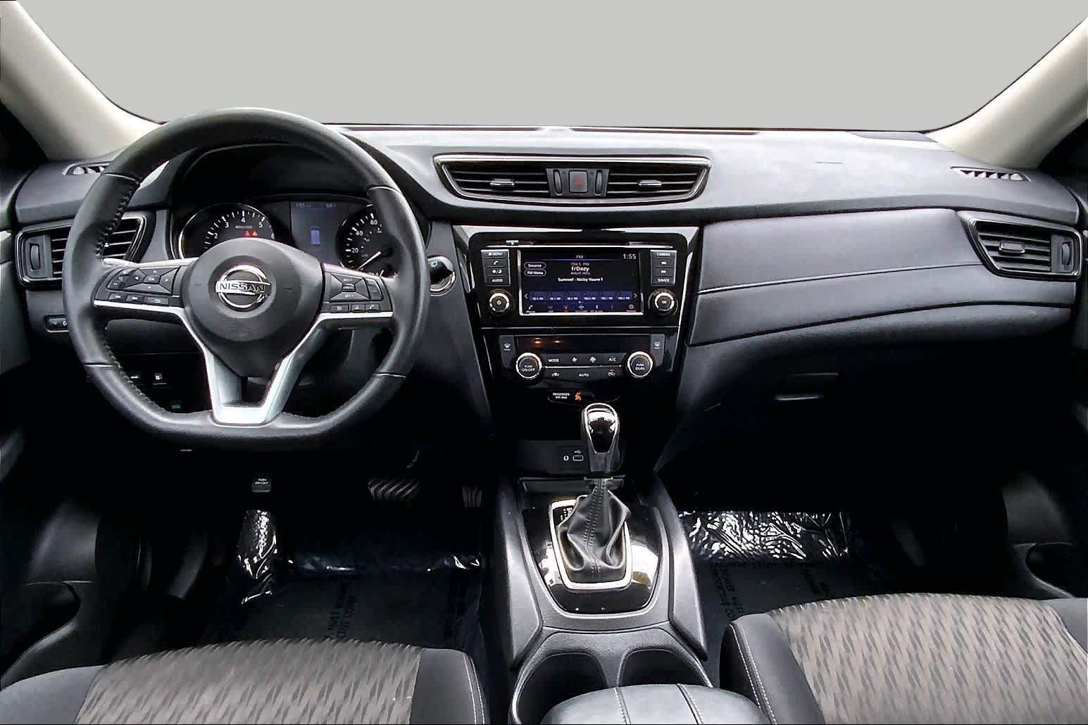 Used 2019 Nissan Rogue SV AWD/4WD image 15