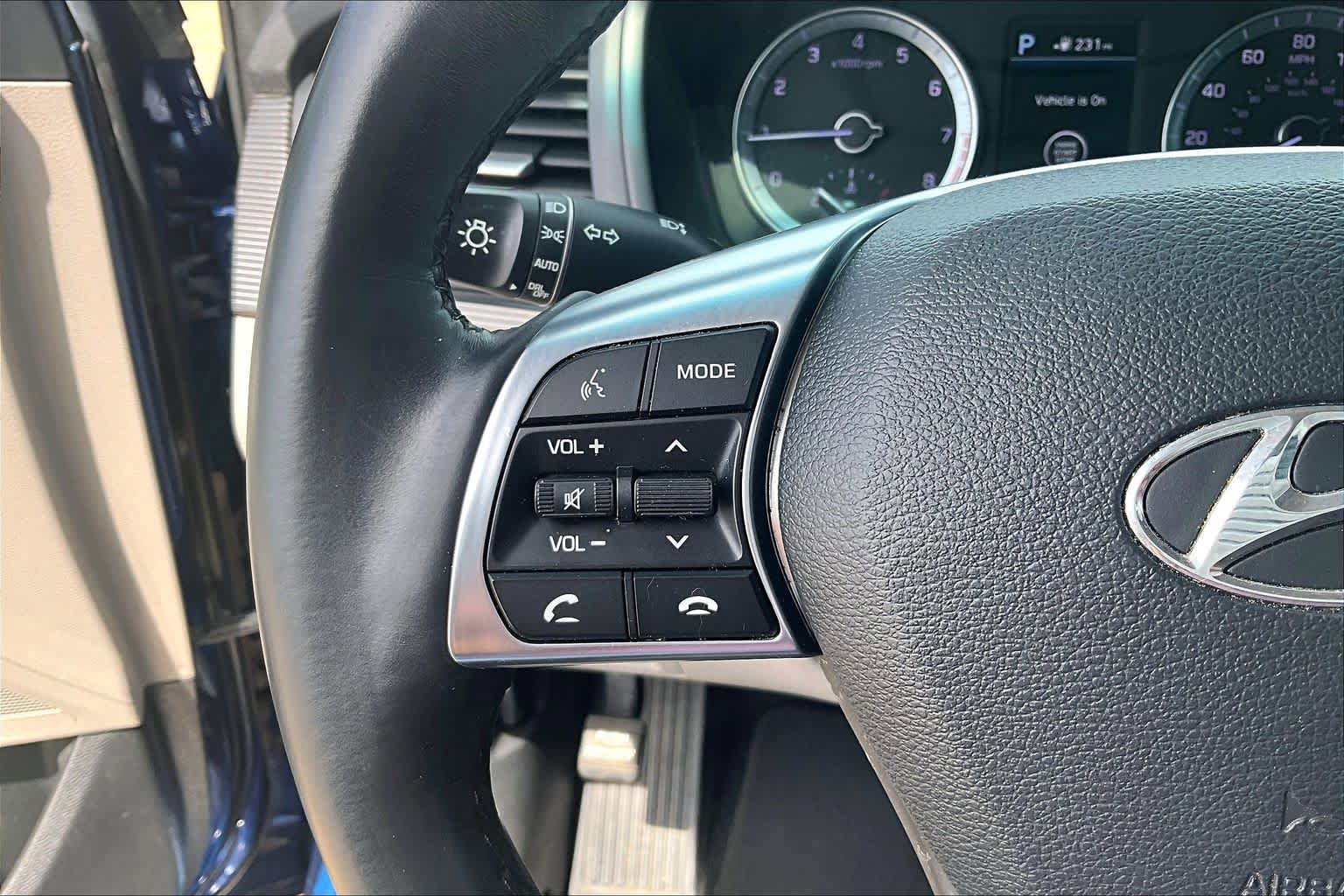 Used 2018 Hyundai Sonata Limited w/ Cargo Package FWD image 22