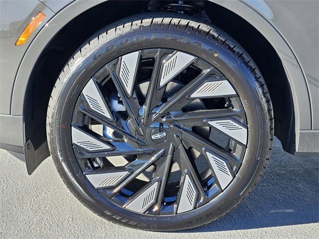 New 2026 Lincoln Nautilus Black Label w/ Jet Appearance Package image 10