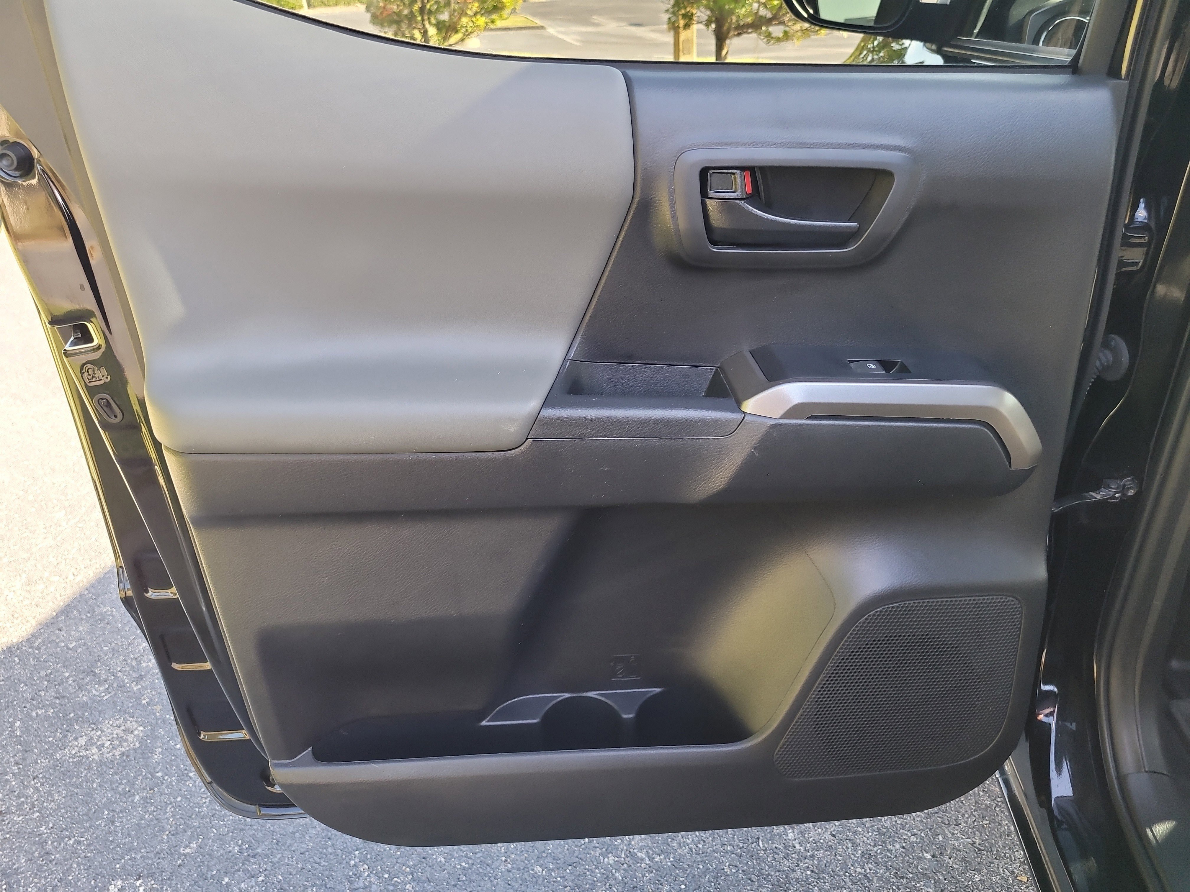 Certified 2023 Toyota Tacoma SR5 image 13