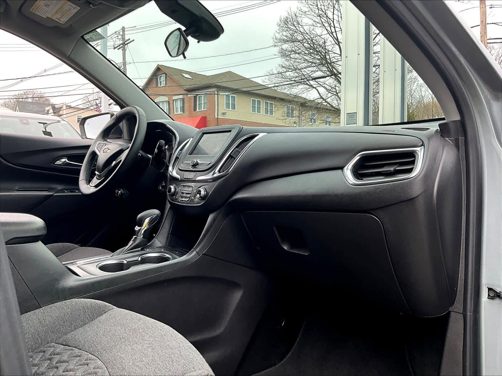 Used 2024 Chevrolet Equinox LT image 14