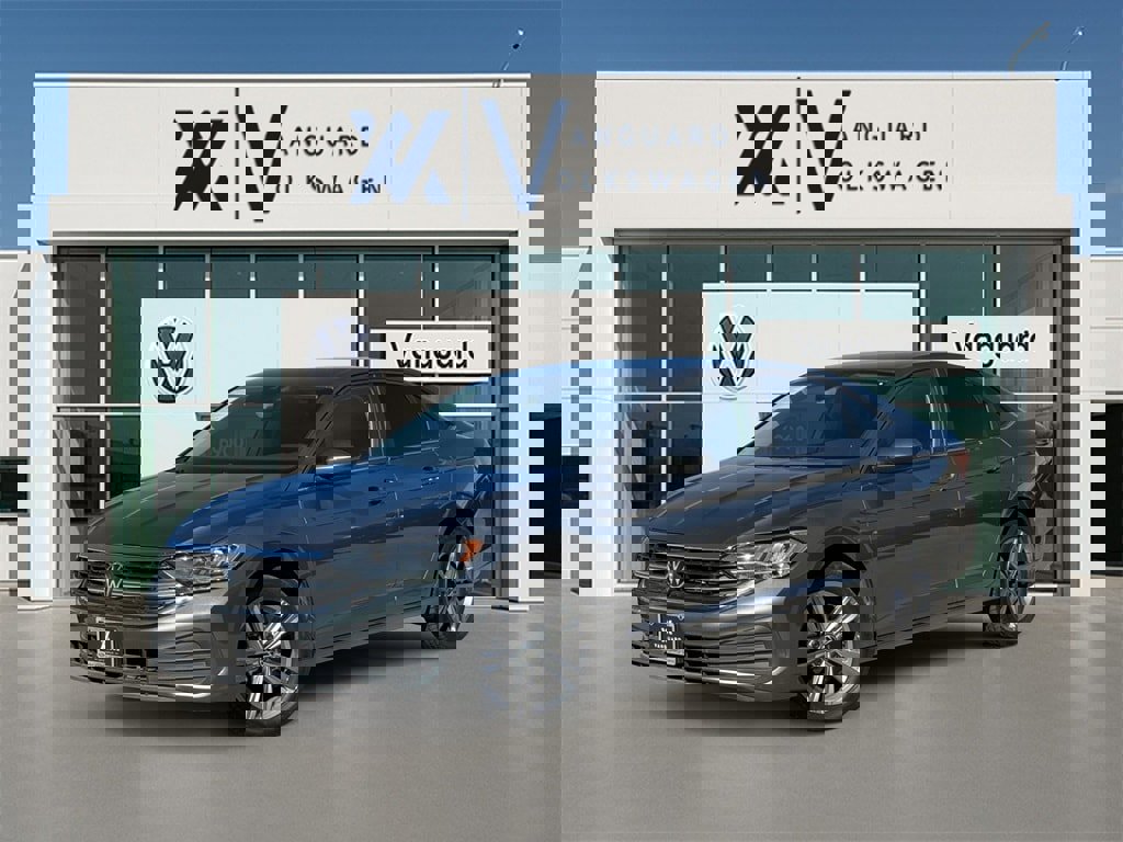 Used 2024 Volkswagen Jetta SE