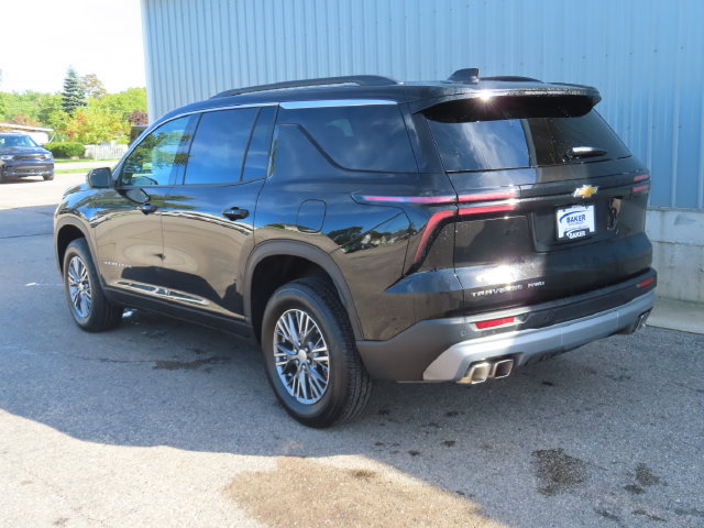 Used 2026 Chevrolet Traverse LT AWD/4WD image 9