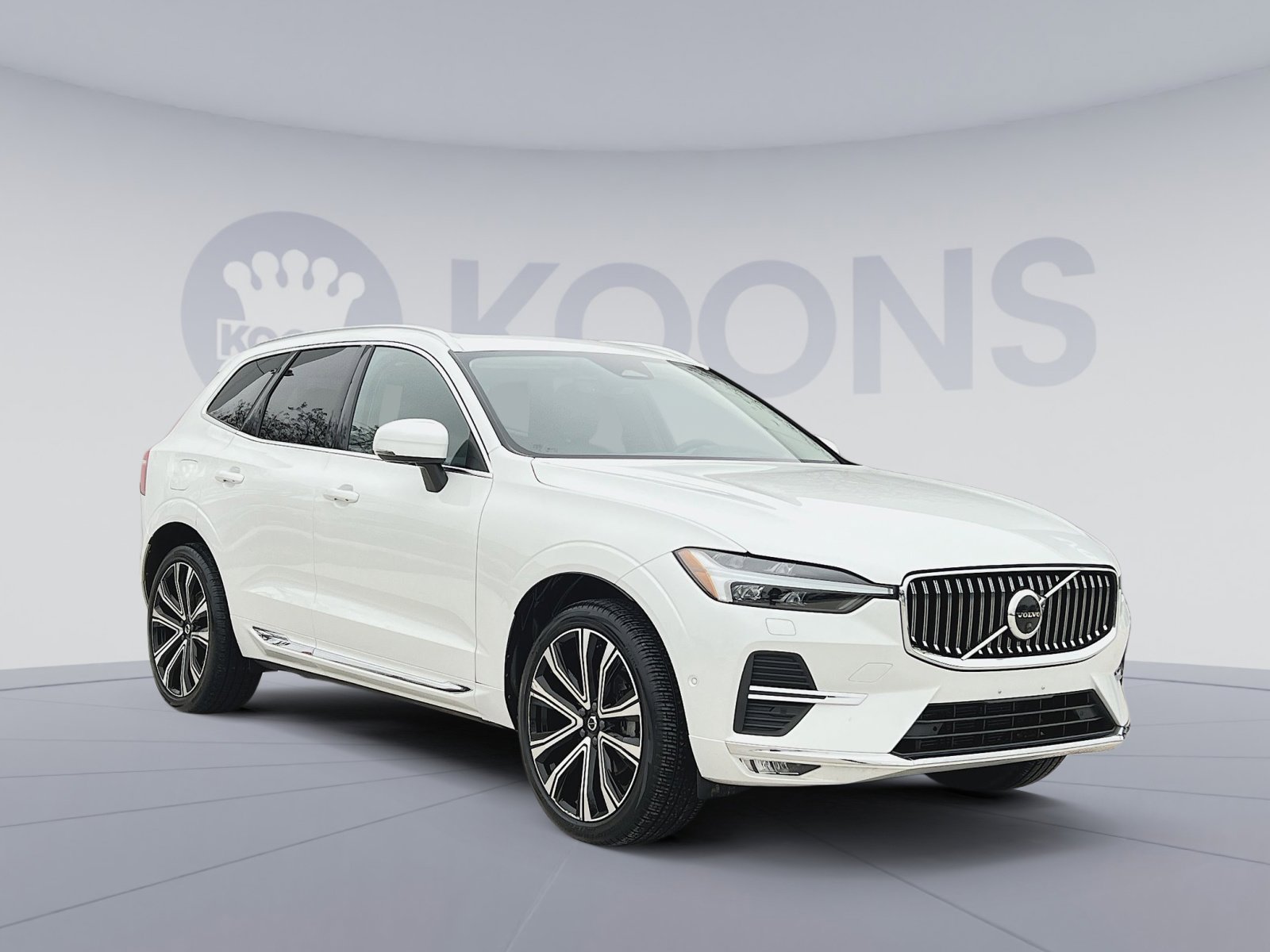 Certified 2023 Volvo XC60 B5 Ultimate image 10