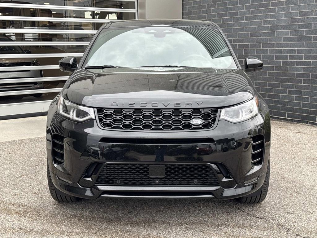 New 2026 Land Rover Discovery Sport Landmark AWD/4WD image 2
