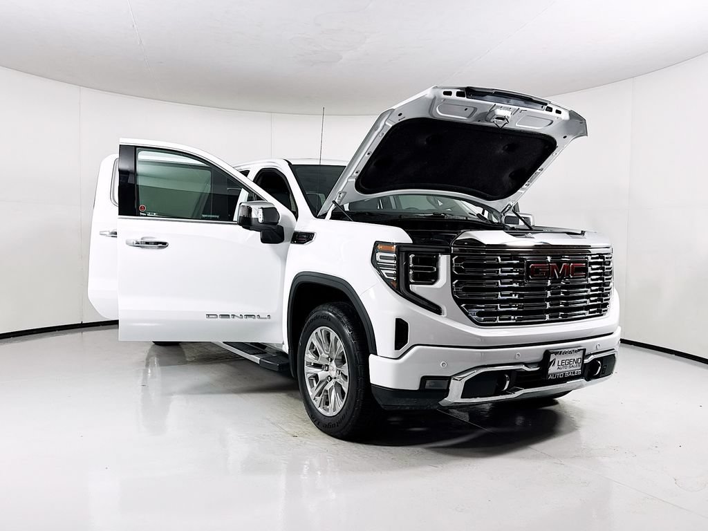 Used 2024 GMC Sierra 1500 Denali w/ Technology Package AWD/4WD image 27