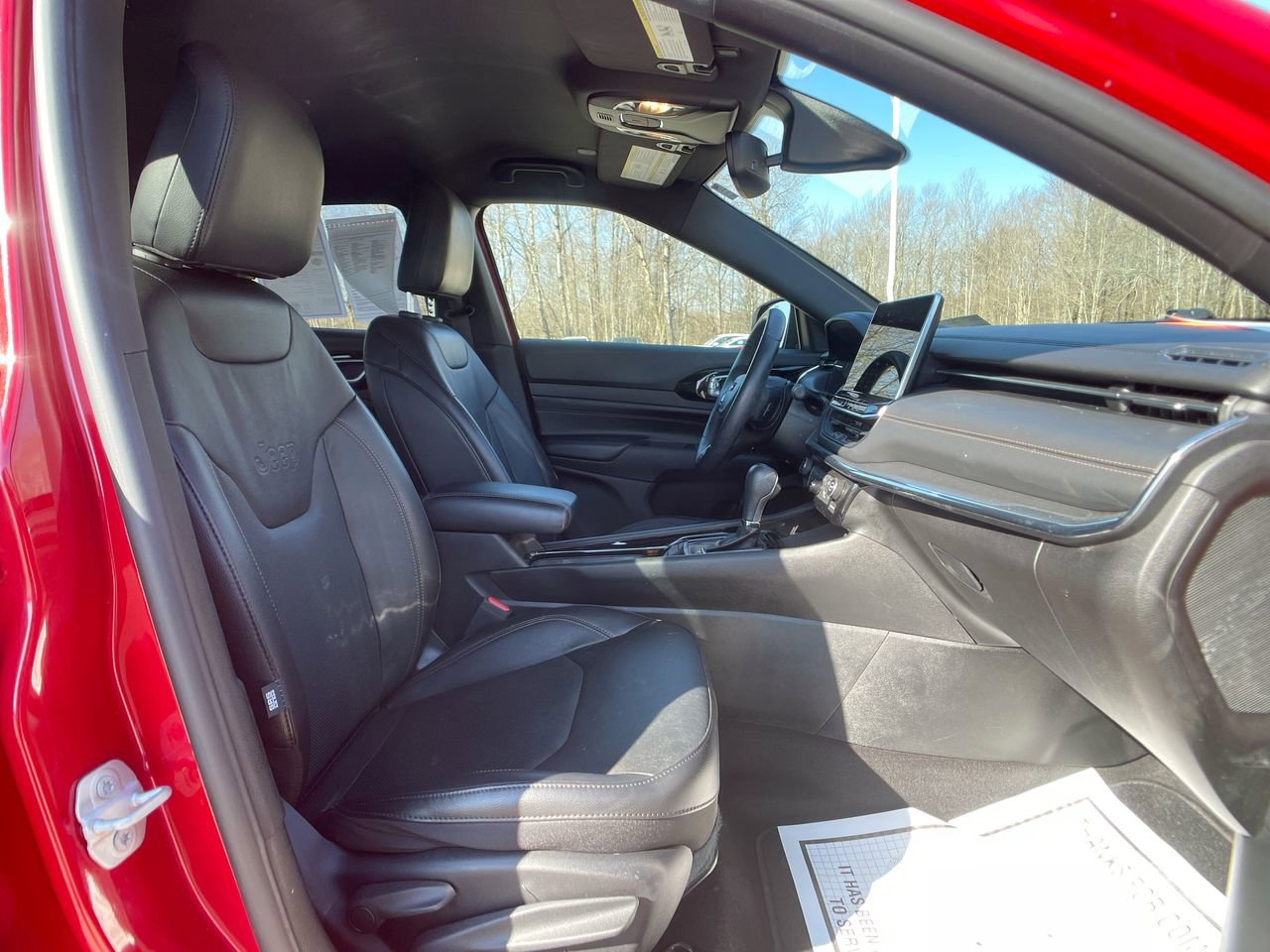 Used 2022 Jeep Compass Limited image 27