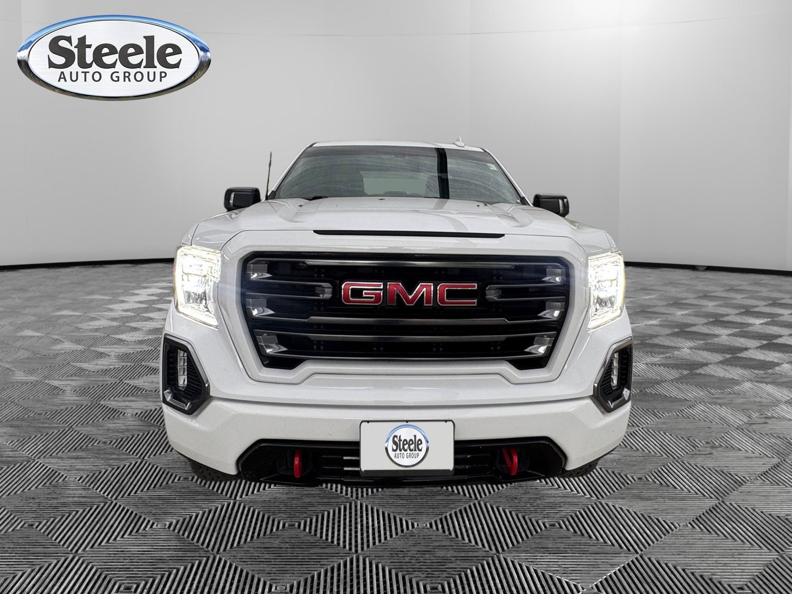 Used 2021 GMC Sierra 1500 AT4 AWD/4WD image 8