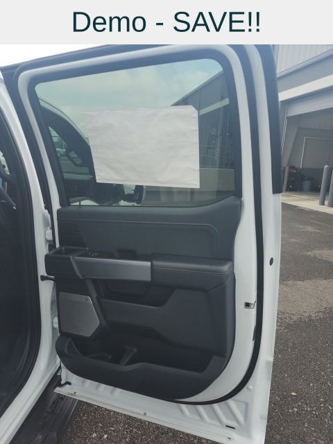 New 2025 Ford F150 Lightning Lariat image 35