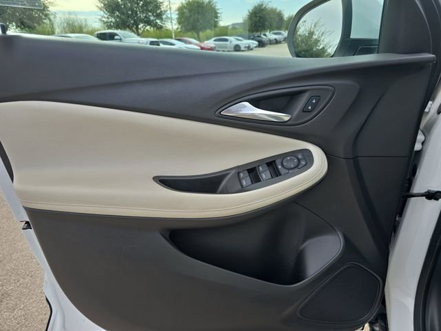 Used 2023 Buick Encore GX Select w/ Safety Package II image 26