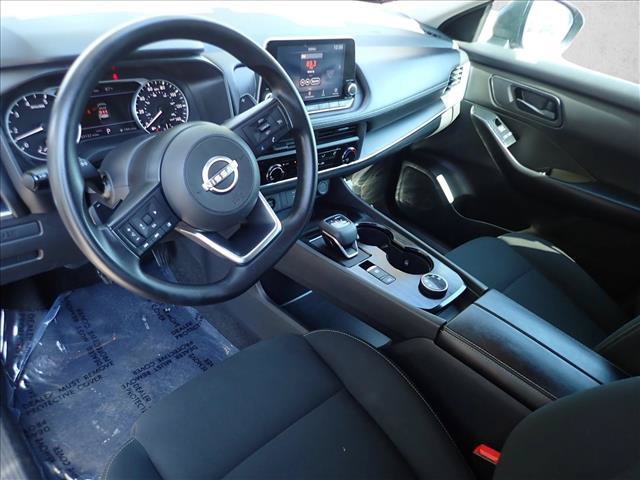 Used 2024 Nissan Rogue S AWD/4WD image 10