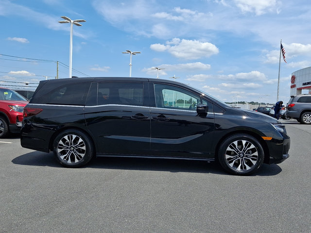 Certified 2025 Honda Odyssey Elite image 8