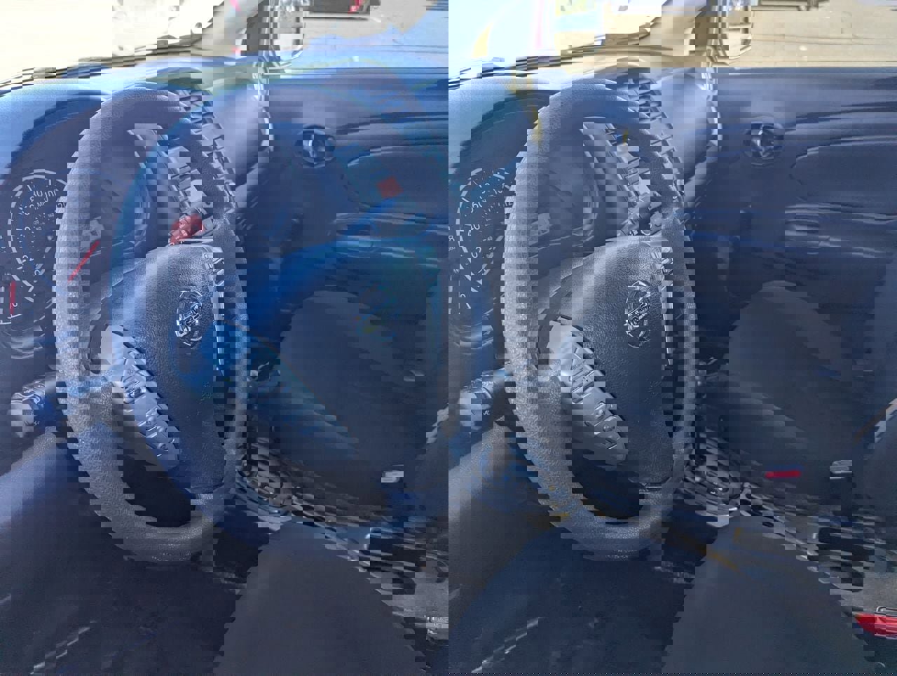 Used 2018 Nissan Versa S Plus FWD image 18