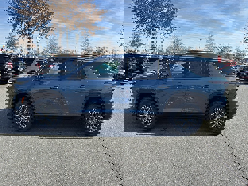 New 2026 Chevrolet Traverse LT image 4