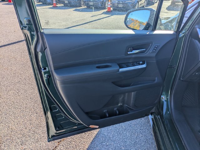 New 2026 Toyota Sienna Platinum AWD/4WD image 18
