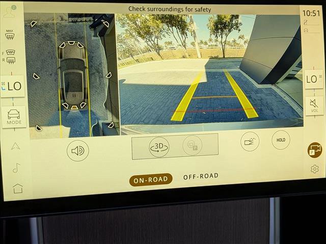 New 2026 Land Rover Range Rover SE image 12