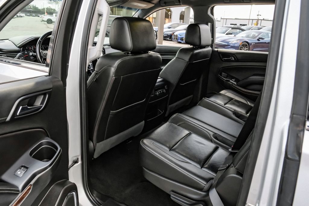Used 2018 Chevrolet Suburban LT image 40