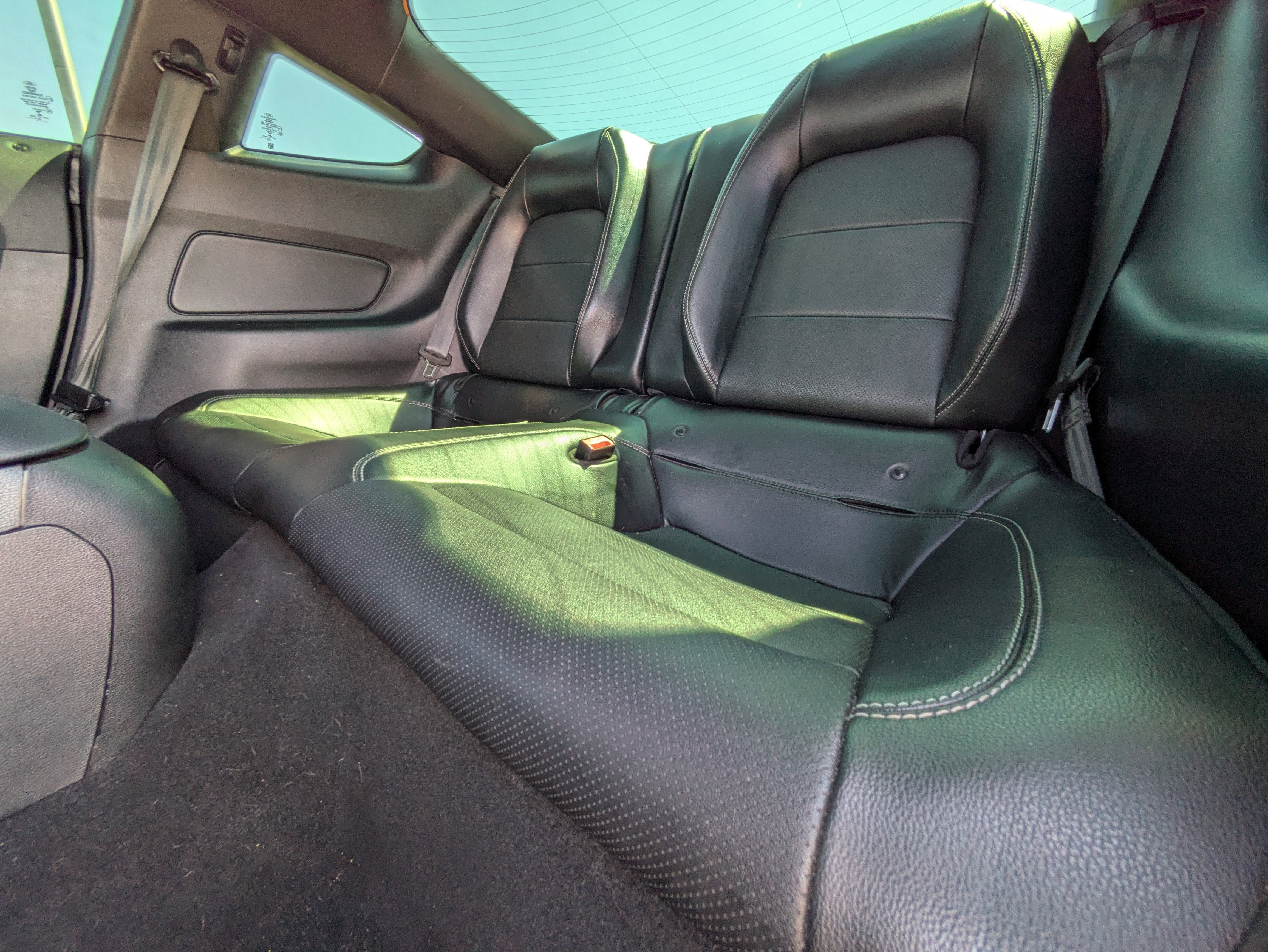 Used 2020 Ford Mustang Premium image 7