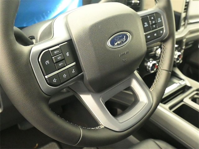 New 2026 Ford F250 Lariat w/ FX4 Off-Road Package image 15