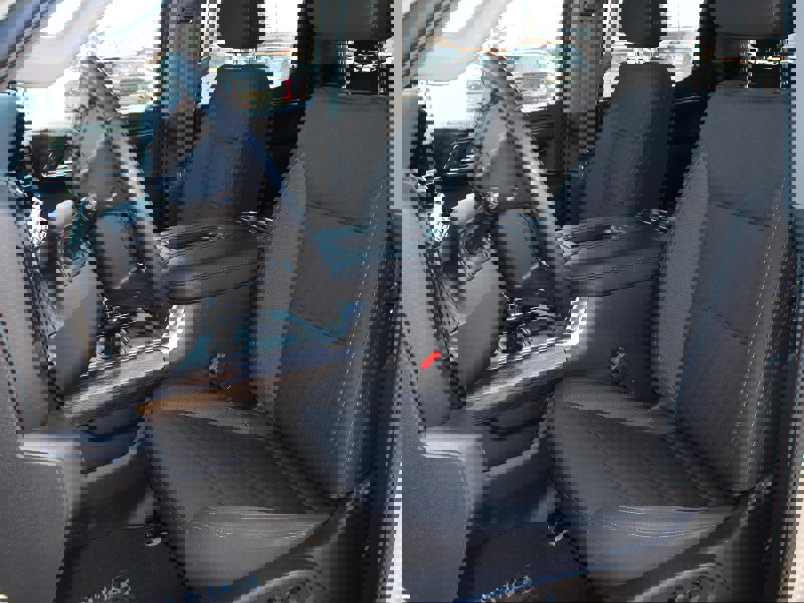 Used 2022 Chevrolet Silverado 1500 LT Trail Boss w/ Protection Package image 14