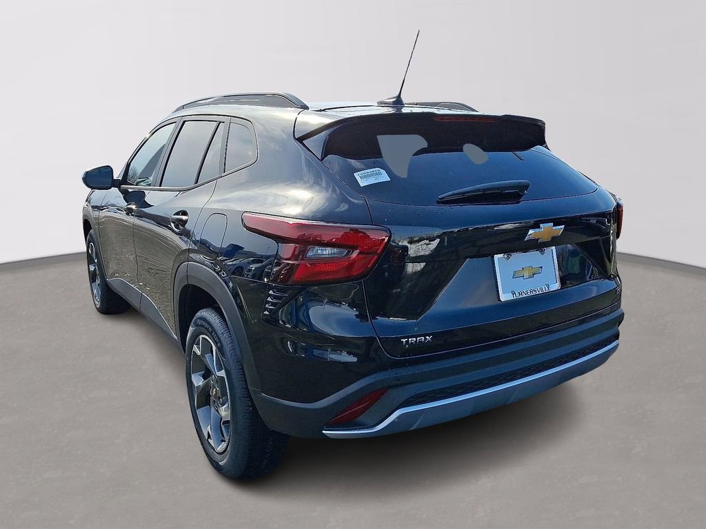 New 2026 Chevrolet Trax LT w/ Sunroof Package image 3