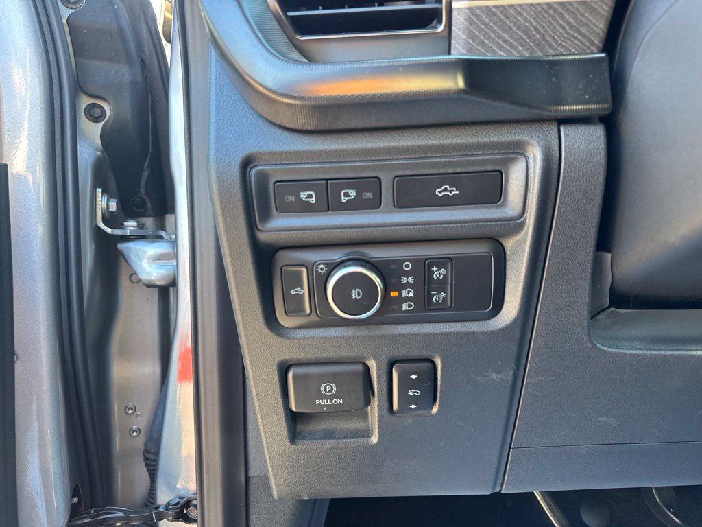 Used 2022 Ford F150 Platinum w/ Equipment Group 701A High AWD/4WD image 11
