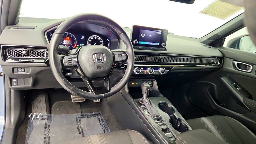 Used 2023 Honda Civic Sport image 12