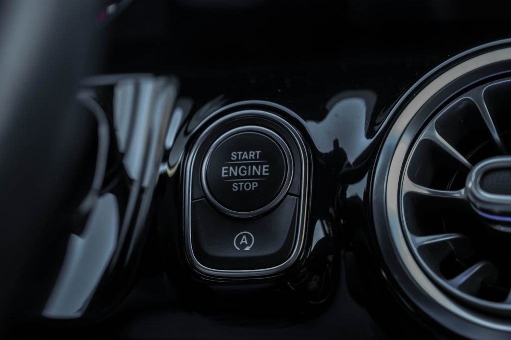 Used 2021 Mercedes-Benz GLA 250 image 20