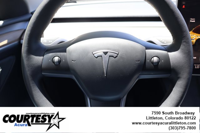 Used 2024 Tesla Model Y Long Range AWD/4WD image 12
