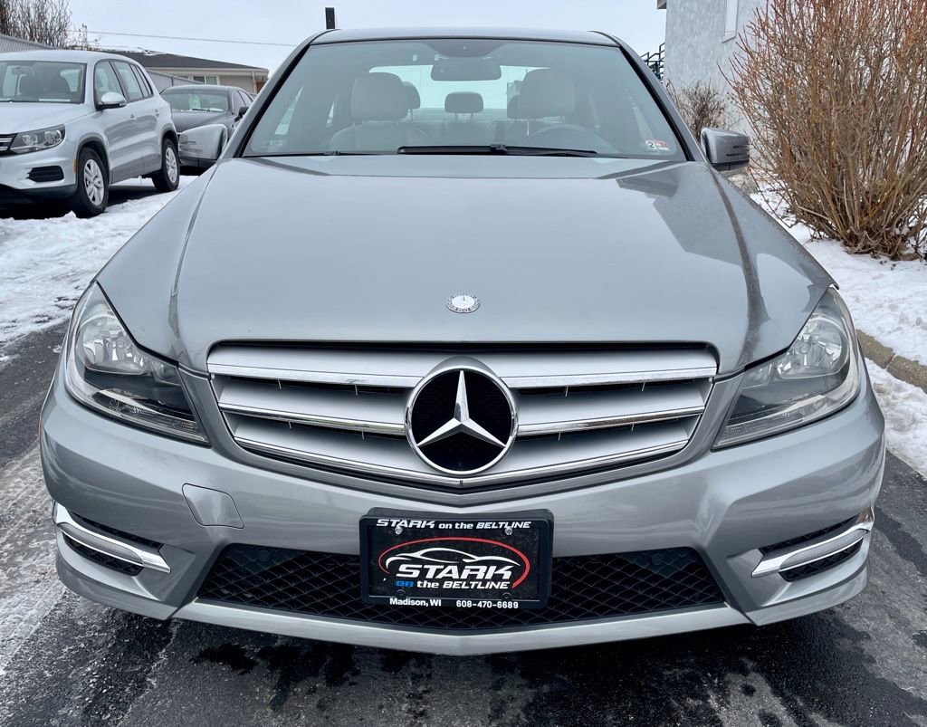 Used 2012 Mercedes-Benz C 300 4MATIC Sedan image 3