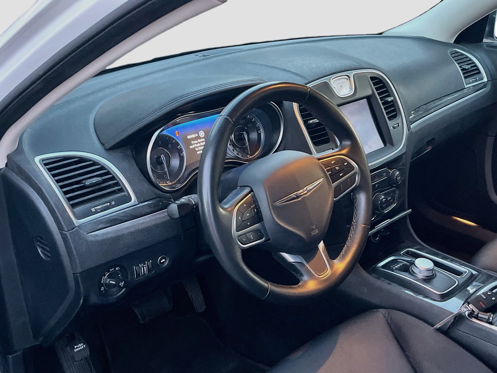 Used 2021 Chrysler 300 Touring w/ Sport Appearance Package RWD image 11