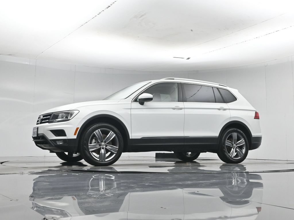 Used 2021 Volkswagen Tiguan SEL FWD image 46