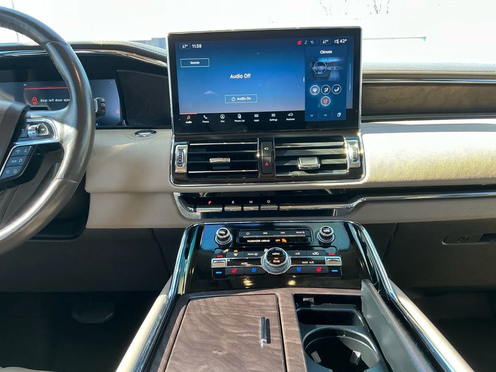 Used 2022 Lincoln Navigator Reserve image 20