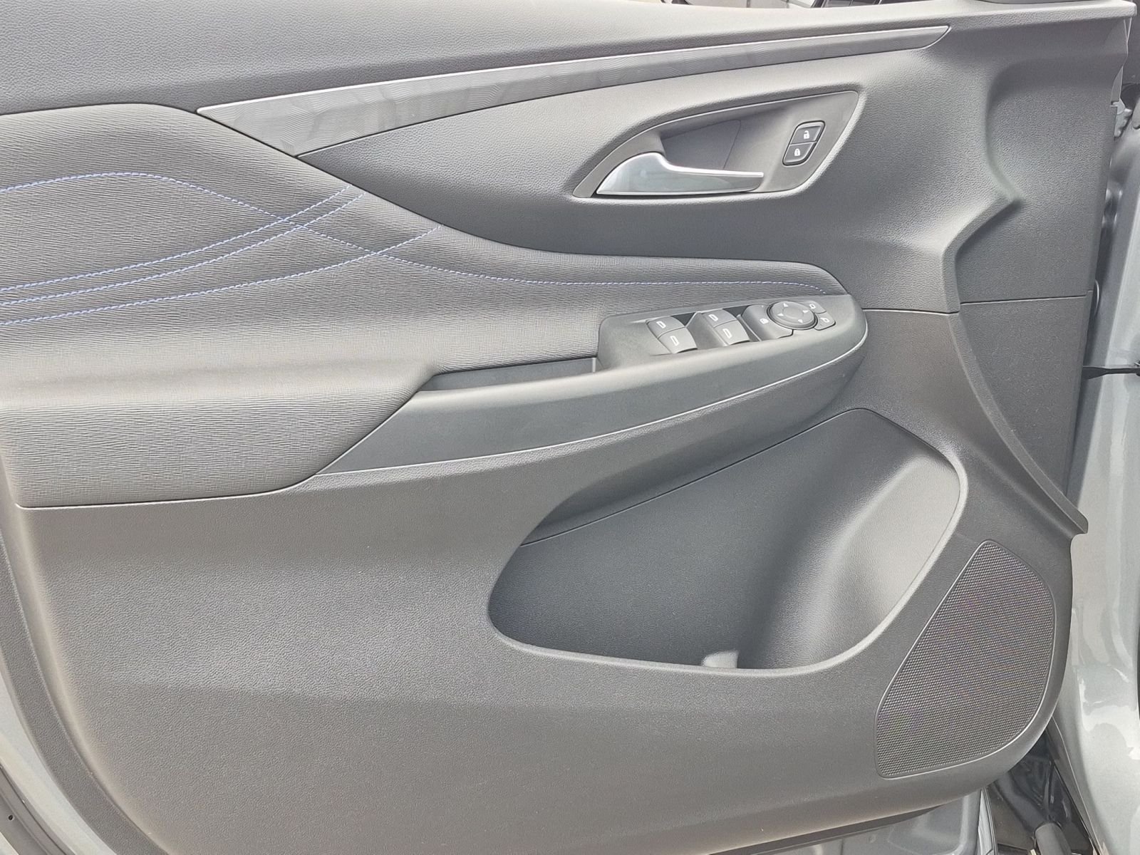 New 2026 Buick Envista Sport Touring w/ Convenience I Package FWD image 21