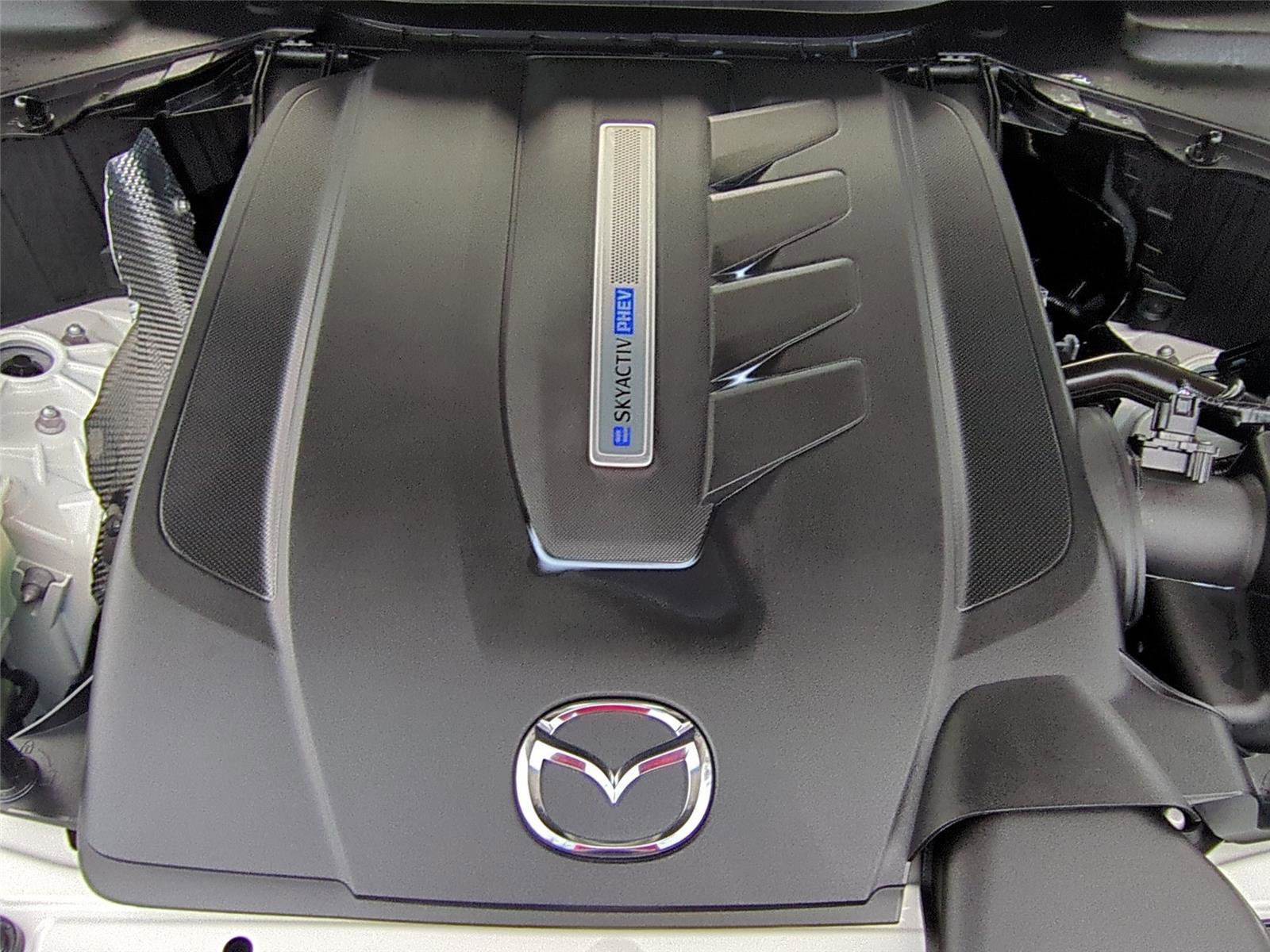 Used 2025 MAZDA CX-90 Plug-In Hybrid w/Premium Sport image 24