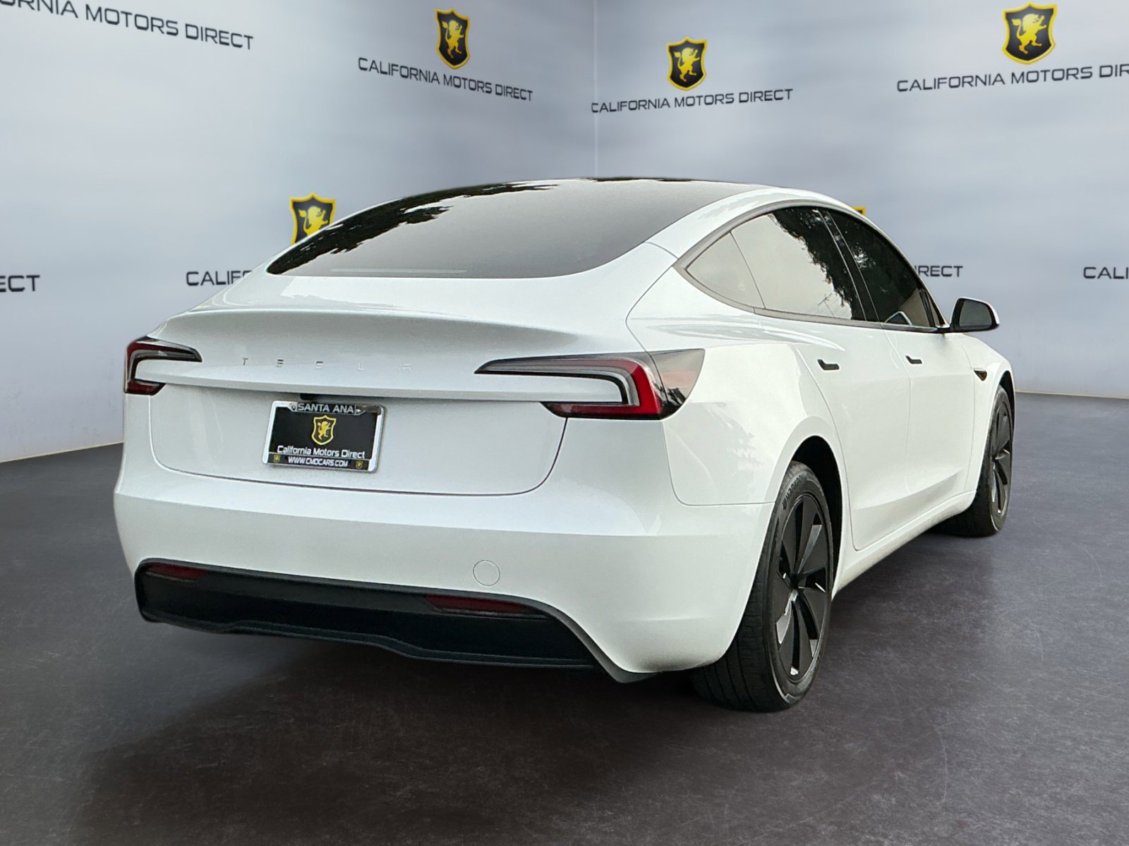 Used 2024 Tesla Model 3 Standard Range image 5