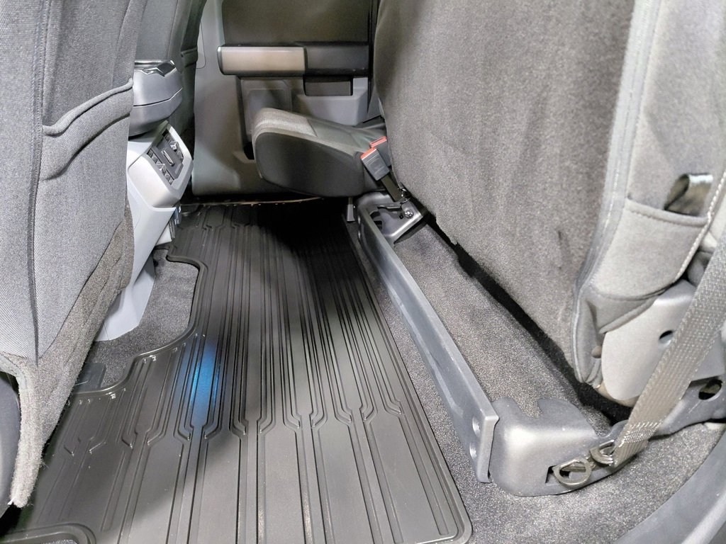 Certified 2022 Ford F150 XLT w/ Equipment Group 302A High image 43