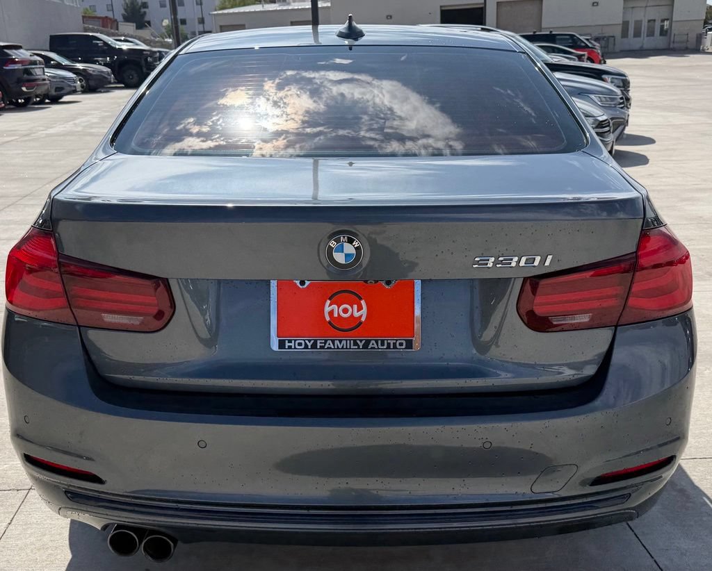 Used 2018 BMW 330i Sedan RWD image 8