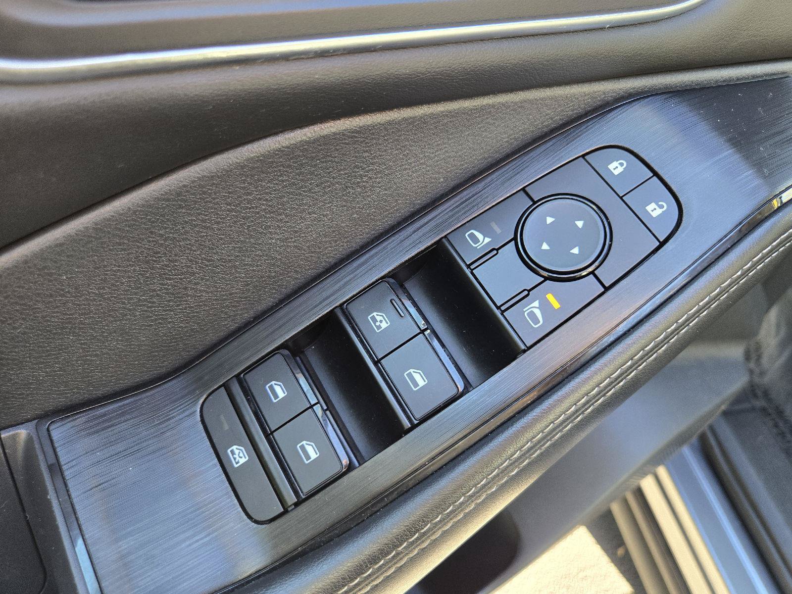 Used 2021 Nissan Rogue SV w/ Premium Package AWD/4WD image 15
