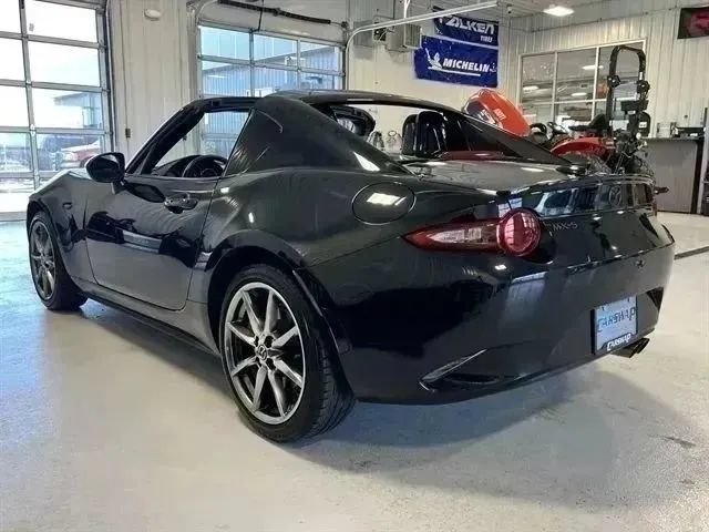 Used 2021 MAZDA MX-5 Miata RF Club RWD image 5