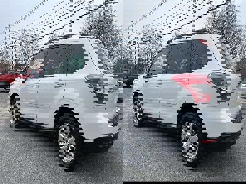 Used 2015 Subaru Forester 2.5i Premium w/ All-Weather Package image 6