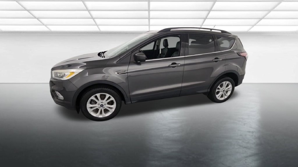 Used 2018 Ford Escape SEL AWD/4WD image 3